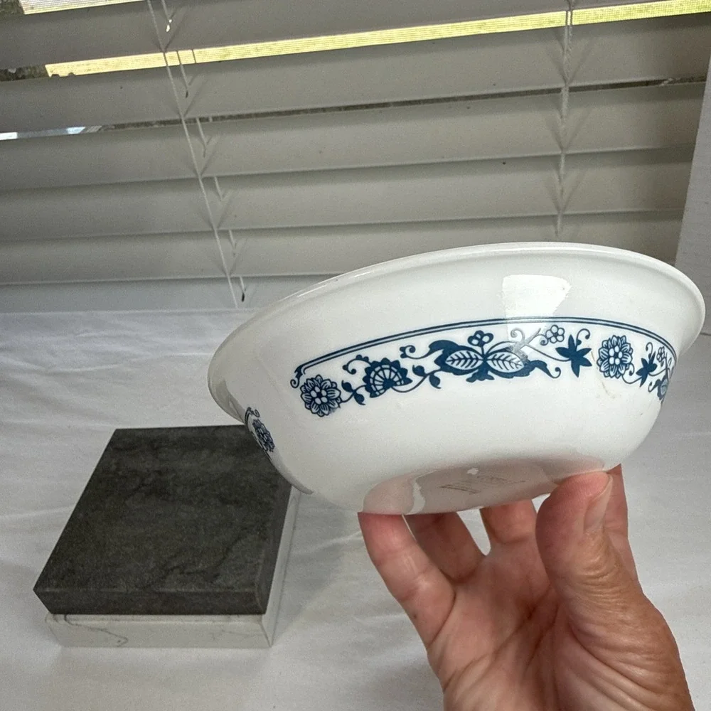 Vtg Corelle by Corning Old Town Blue Onion 6.25